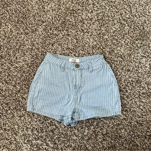 YMI Stripe Jean Shorts | Size: 25